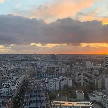 Rare 75m2 Parisian Apartment, Breathtaking Views! Appartamento *